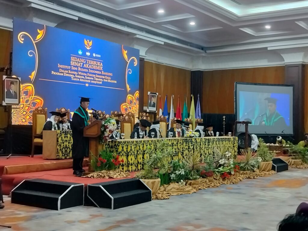 Wisuda Gasal 2025 ISBI Bandung