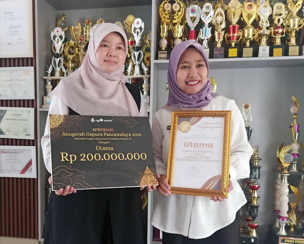 Anugerah Gapura Pancawaluya 2025 utama tingkat SMK/MAK KCD VII Jawa Barat