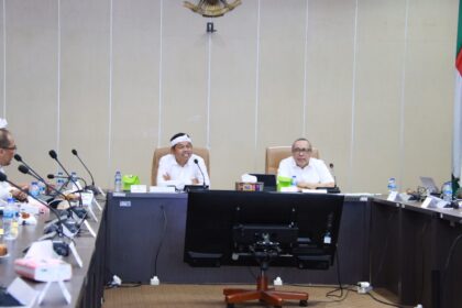 Bupati Bandung Dadang Supriatna (KDS) saat menghadiri Rapat Koordinasi Percepatan LP2B di Kementerian ATRBPN Jakarta untuk membahas sinkronisasi data lahan pertanian pangan berkelanjutan.