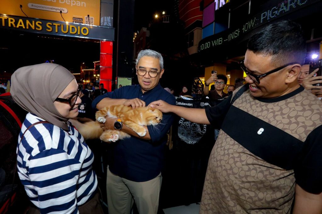 Farhan menambahkan bahwa Pemkot Bandung sangat mendukung event yang mampu meningkatkan kesadaran masyarakat akan pentingnya kesejahteraan hewan (animal welfare).