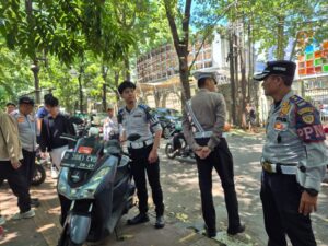 Bandung darurat parkir liar