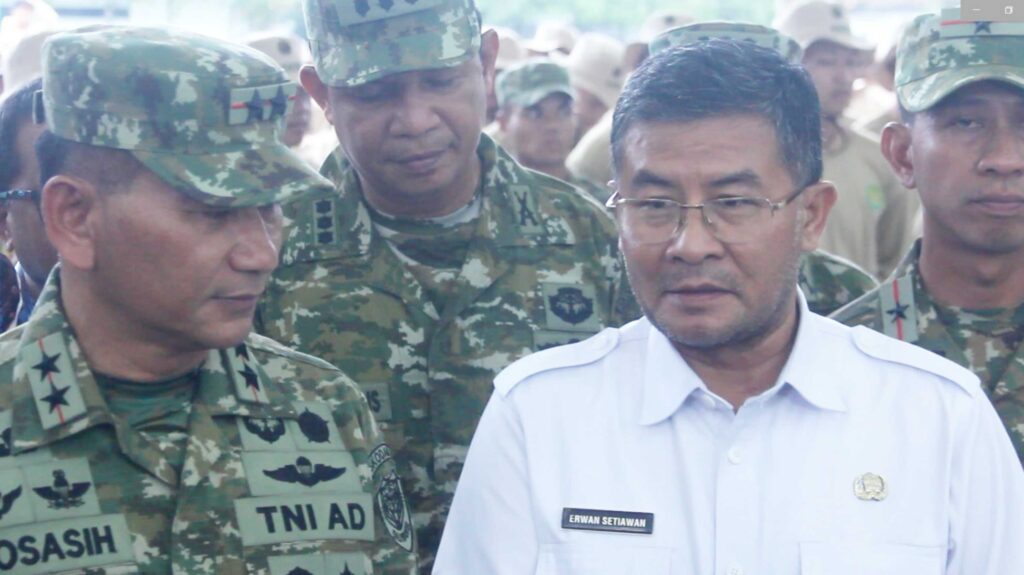 Wakil Gubernur Jawa Barat, Erwan Setiawan menilai kolaborasi ini sangat strategis mengingat jumlah santri di Jawa Barat mencapai jutaan orang.