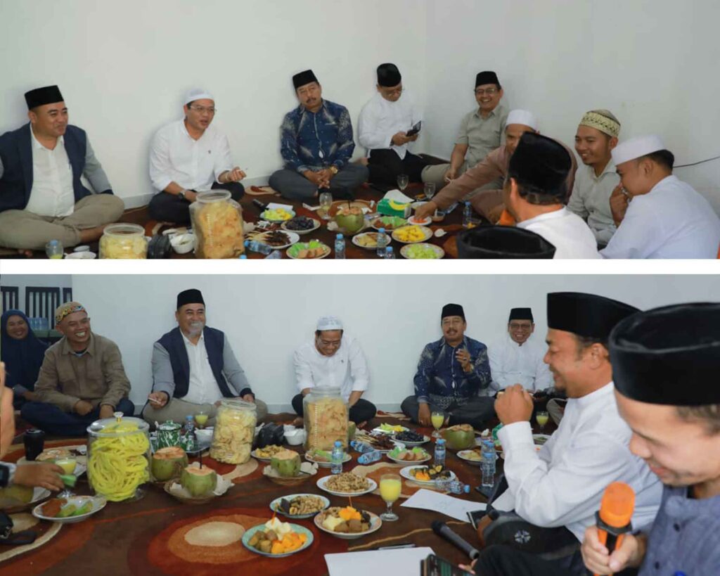 Ketua Forum Pondok Pesantren Kabupaten Bandung KH Aang Syamsul Ulum memberikan sambutan.