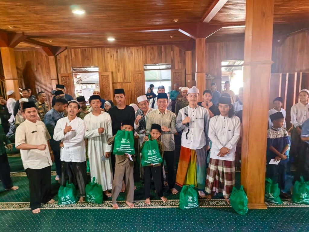 Kampung Adat Mahmud Desa Mekarrahayu Margaasih Bandung