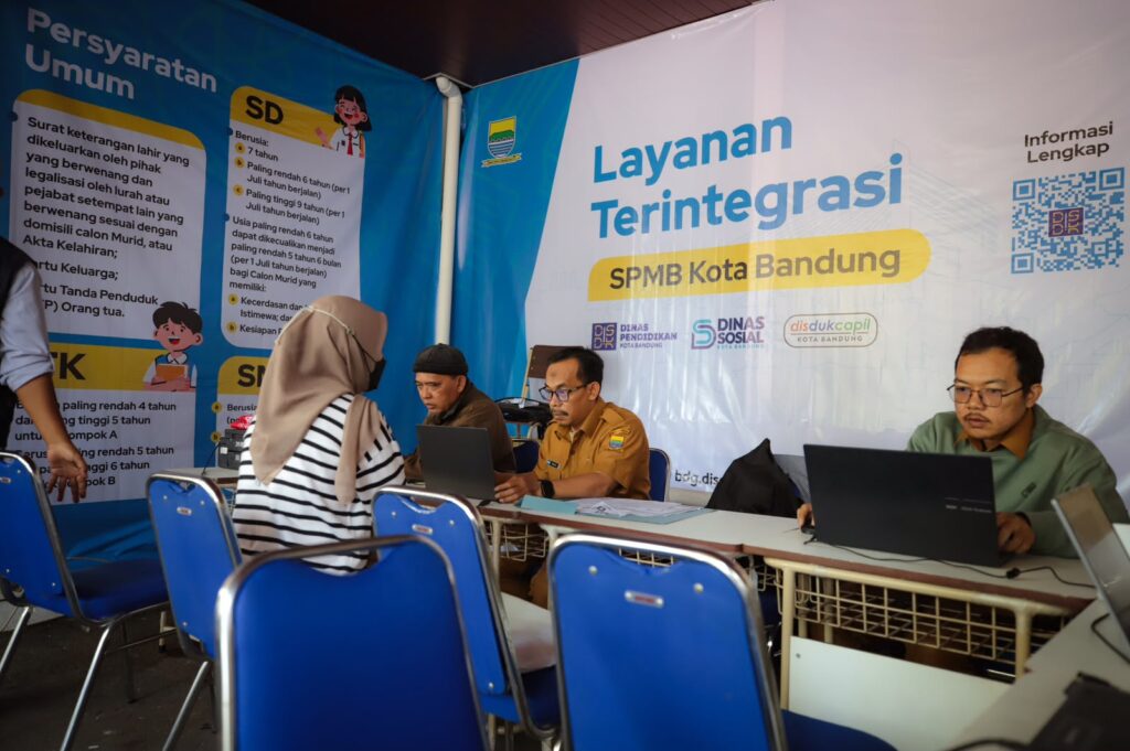 Desk Layanan Terpadu SPMB Kota Bandung 2026.