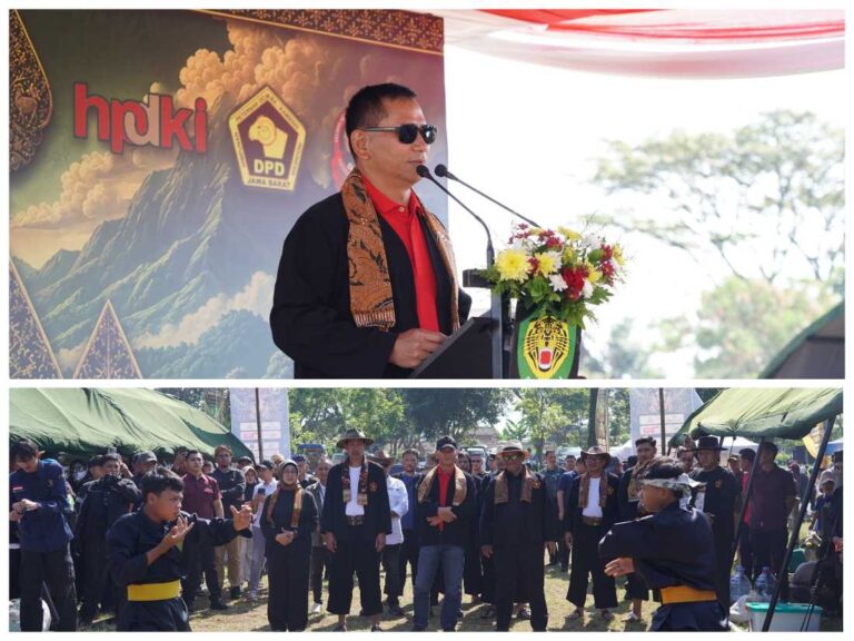 Pangdam III/Siliwangi Mayjen TNI Kosasih meninjau langsung stan peserta Festival Domba Garut 2026 di Cimahi.