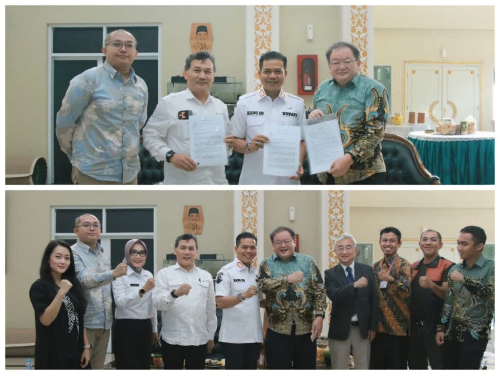 Dadang Supriatna bersama Board of Director JP-MIRAI Shisido Kenichi di Soreang.