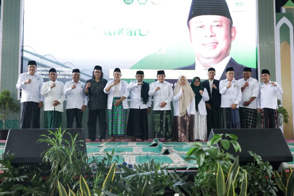 Pelantikan Wakil Ketua DPR RI Cucun Ahmad Syamsurijal sebagai Ketua Keluarga Alumni Cipasung
