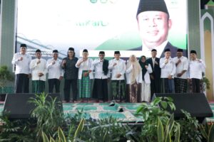 Pelantikan Wakil Ketua DPR RI Cucun Ahmad Syamsurijal sebagai Ketua Keluarga Alumni Cipasung