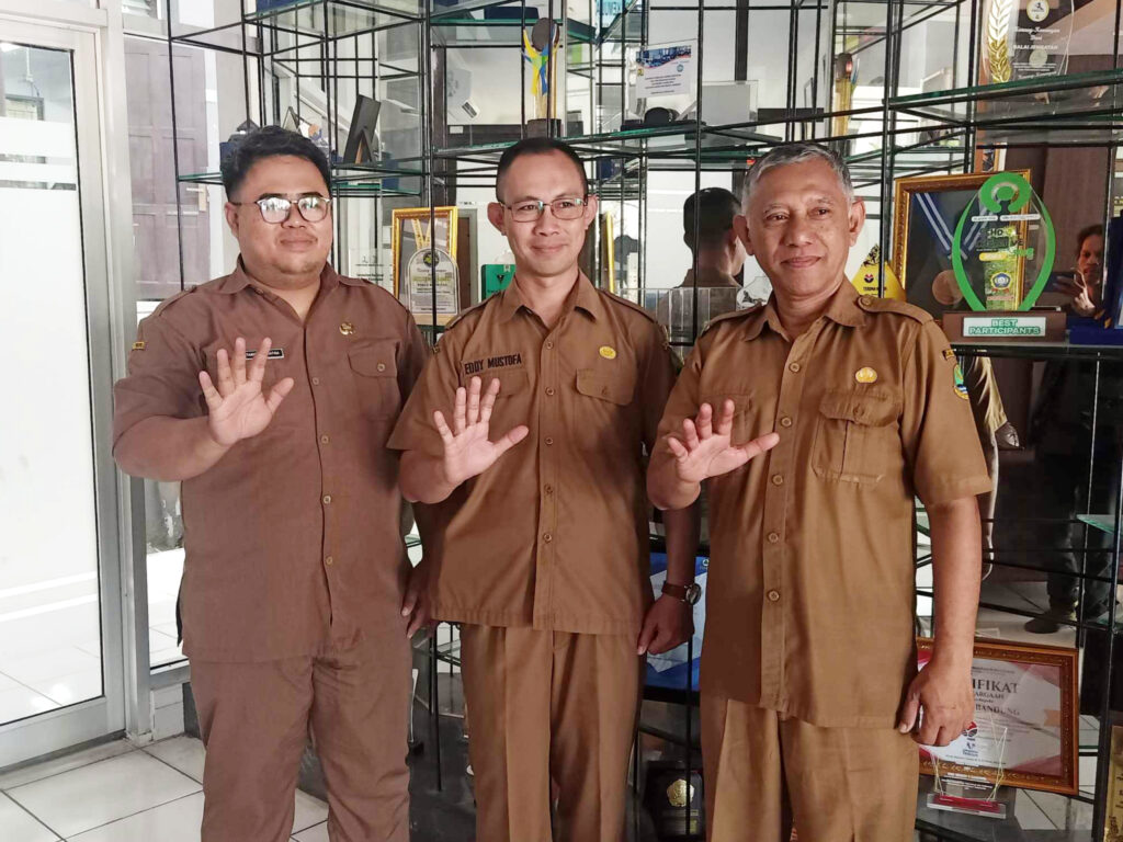 Wakili Jabar ke Nasional, Siswa SMKN 5 Bandung Juara LKS Bidang Bricklaying