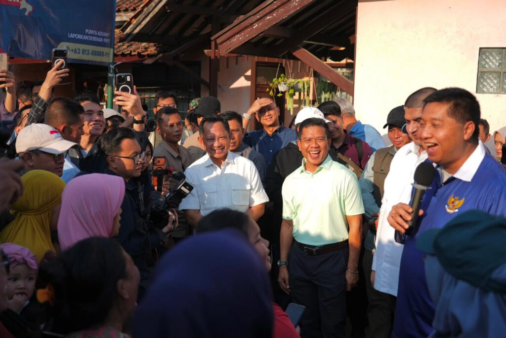 Kunjungan Menteri Pkp Bupati Bandung Cilampeni 3