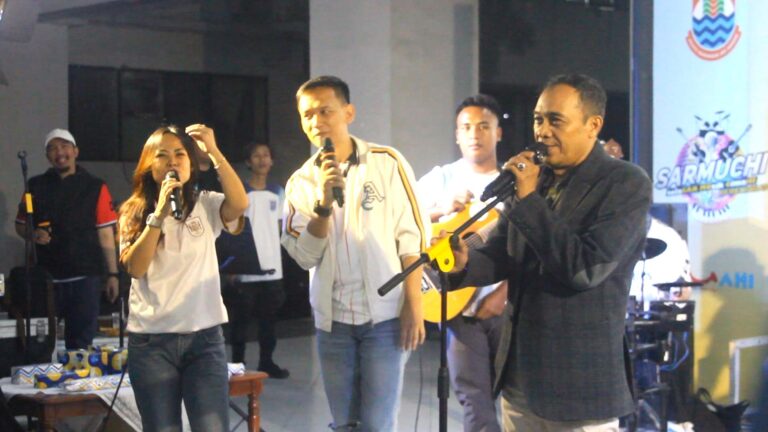 Nobar Bola Gembira Final Piala Dunia Pemkot Cimahi