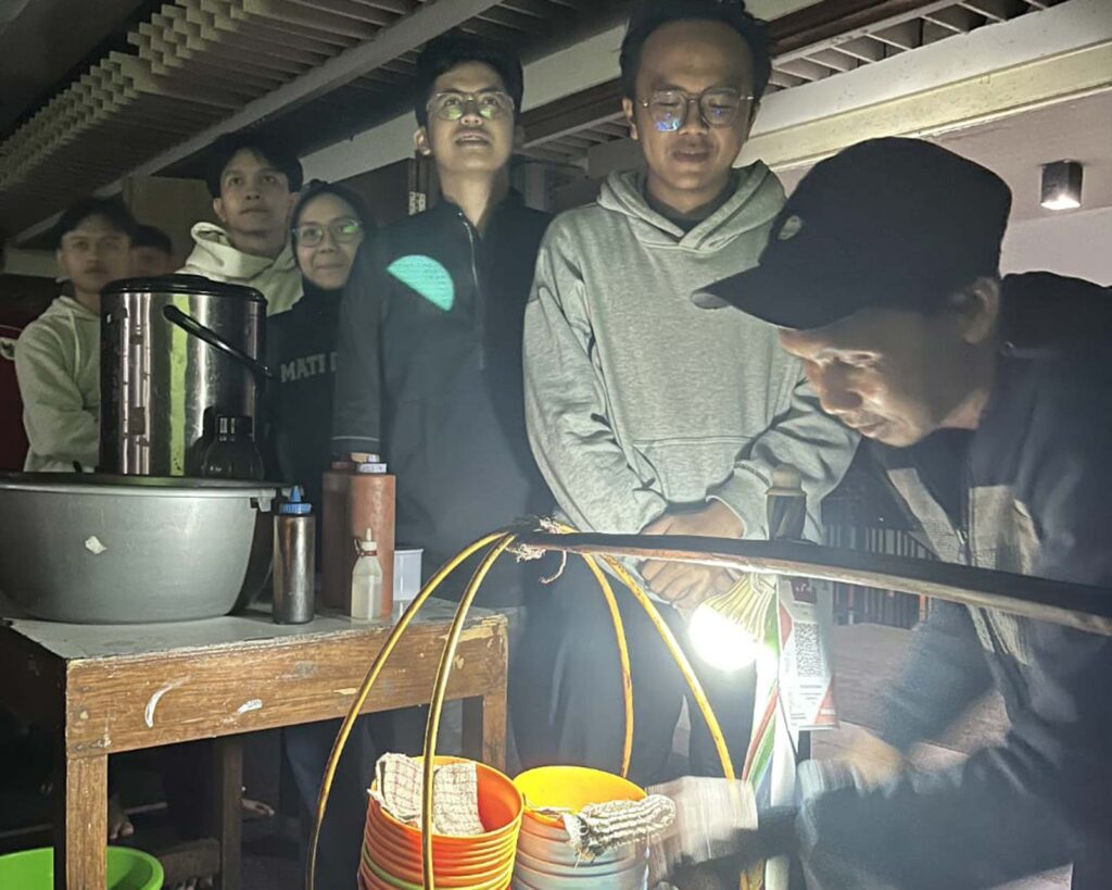 Suasana Nobar Piala Dunia 2026 Masjid Salman Itb 2