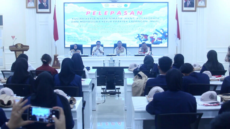 ARTI PENTING KKN TEMATIK DAN MKPL.00 00 12 11.Still001